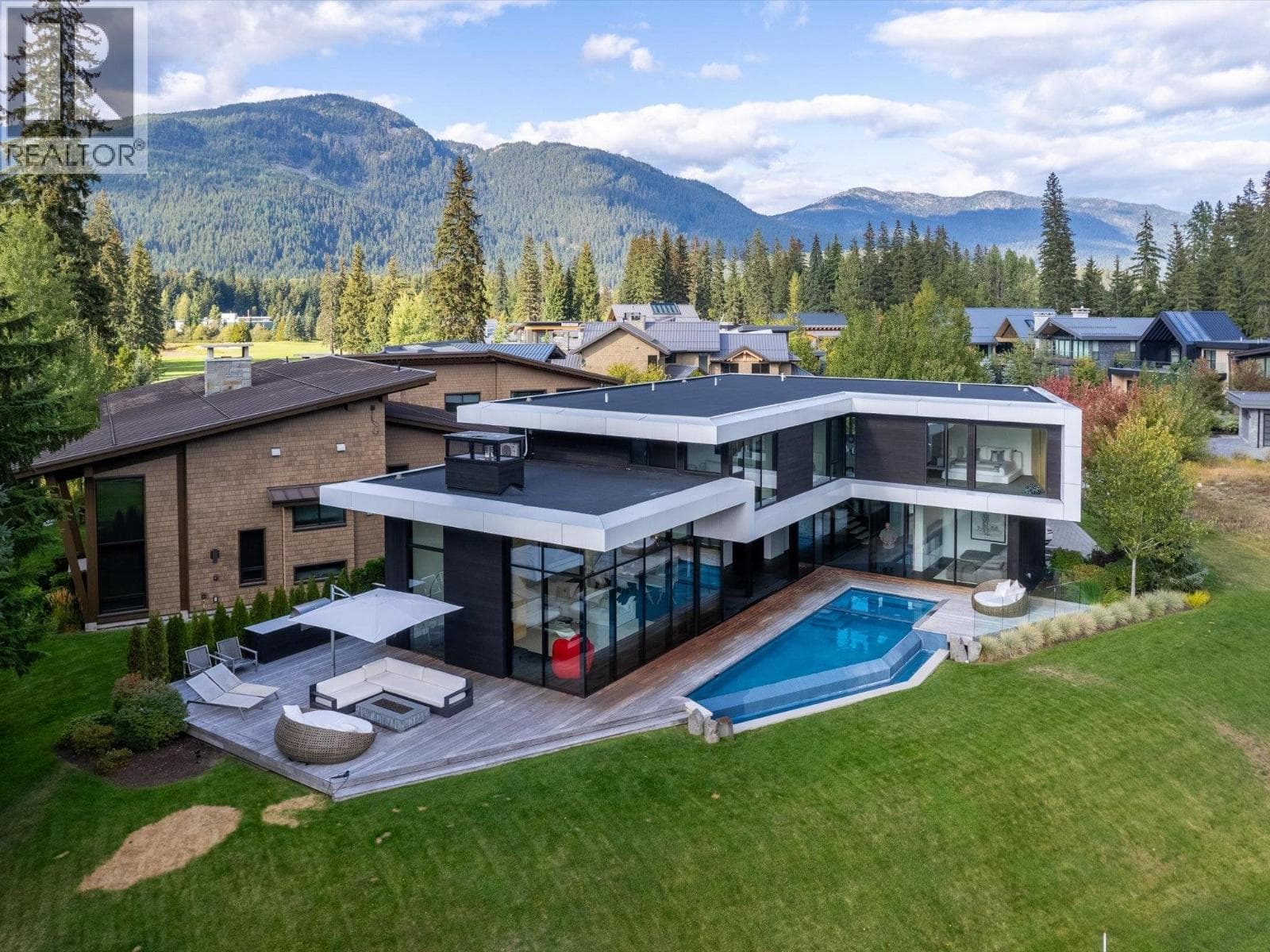 8080 CYPRESS PLAZA in