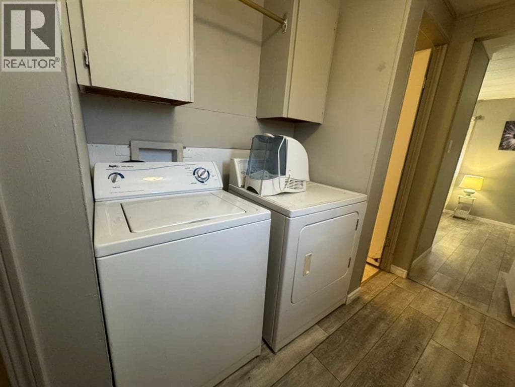 # 1020, 7050 Gray Drive in