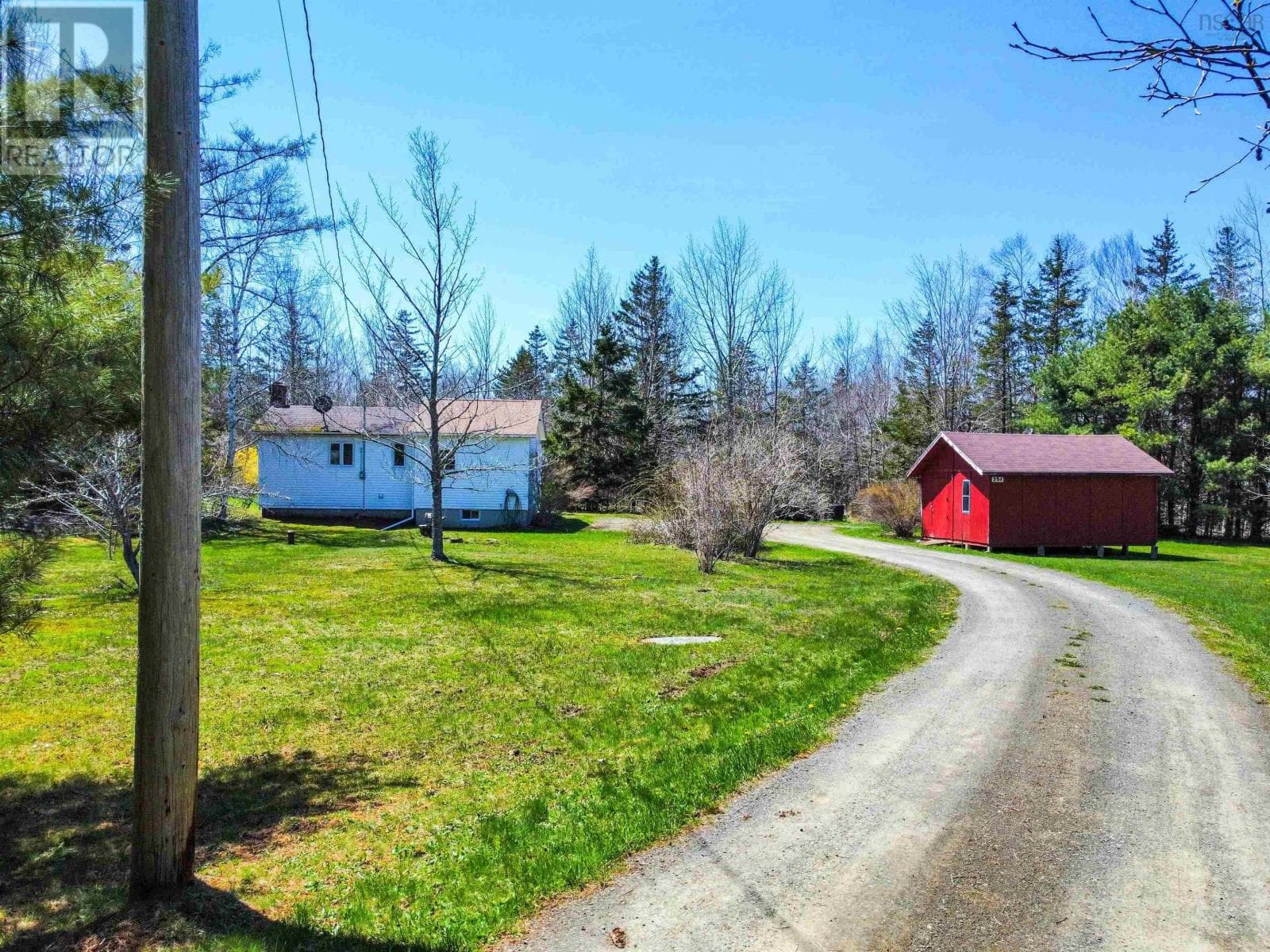 351 OLD POST ROAD in