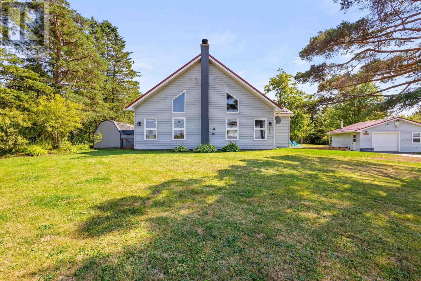 320 MAIN STREET WEST in