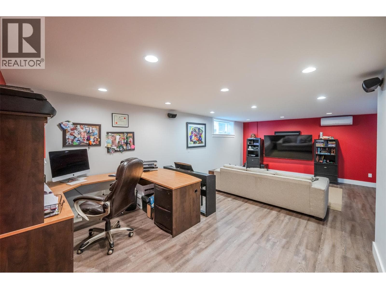 5545 SAWMILL ROAD in