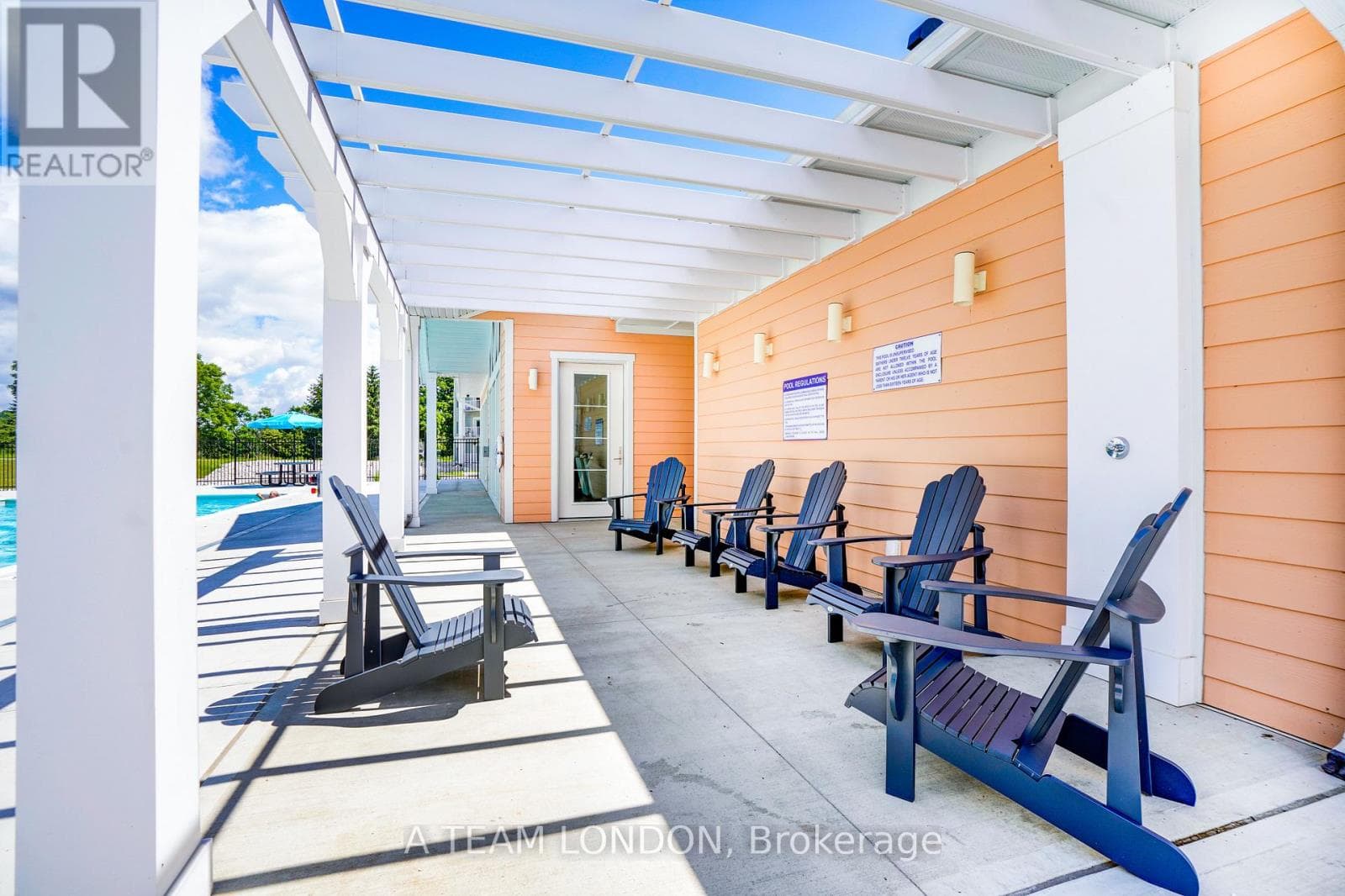 18 HARBOUR WAY in