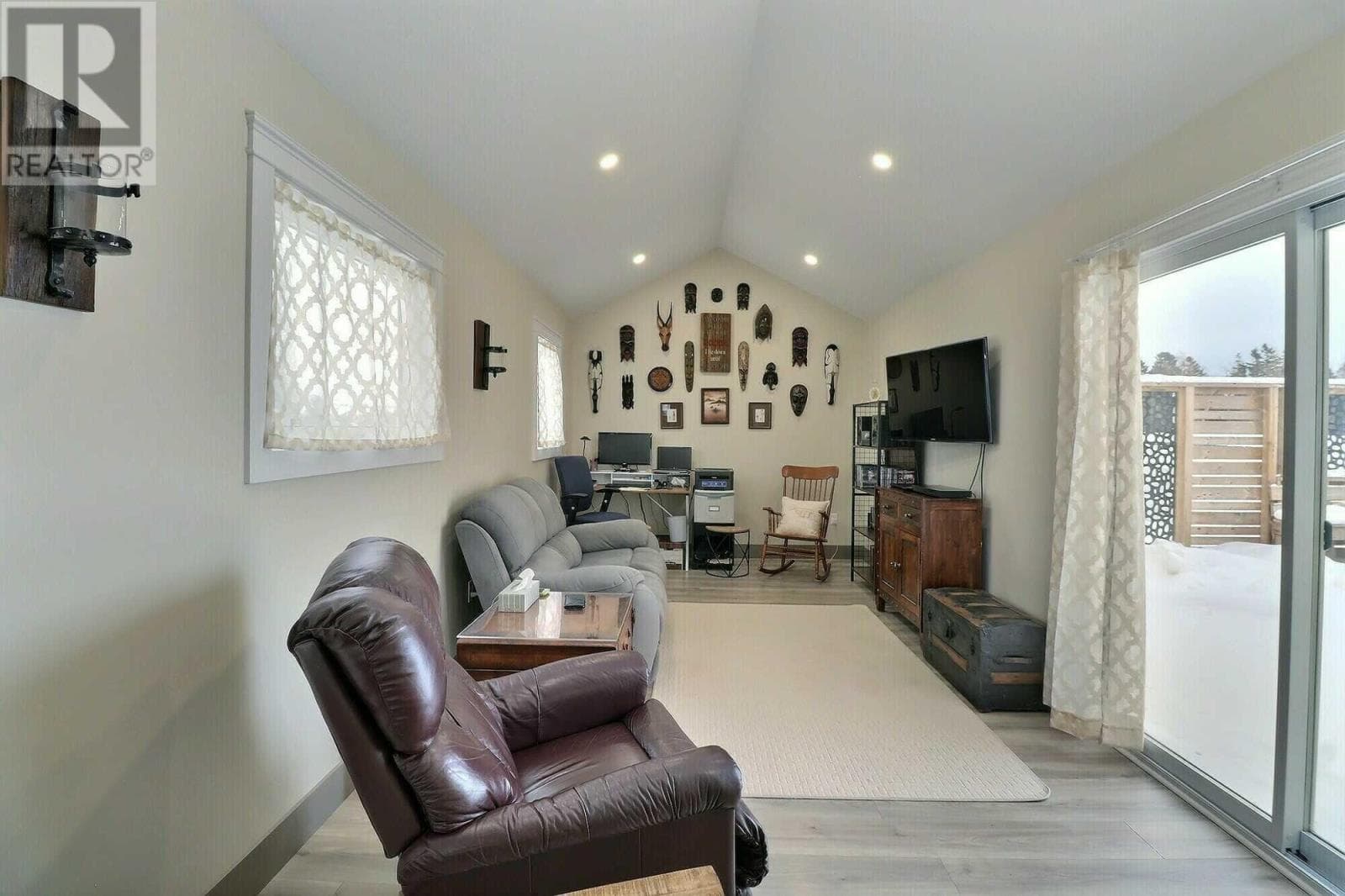 2 ARGYLE STREET in