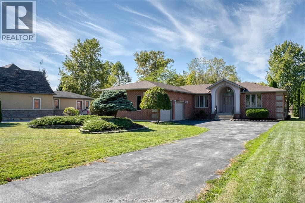 267 EAST PUCE in