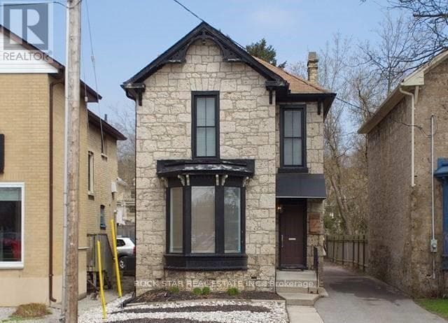 111 AINSLIE STREET NORTH in Galt City Centre/South Galt