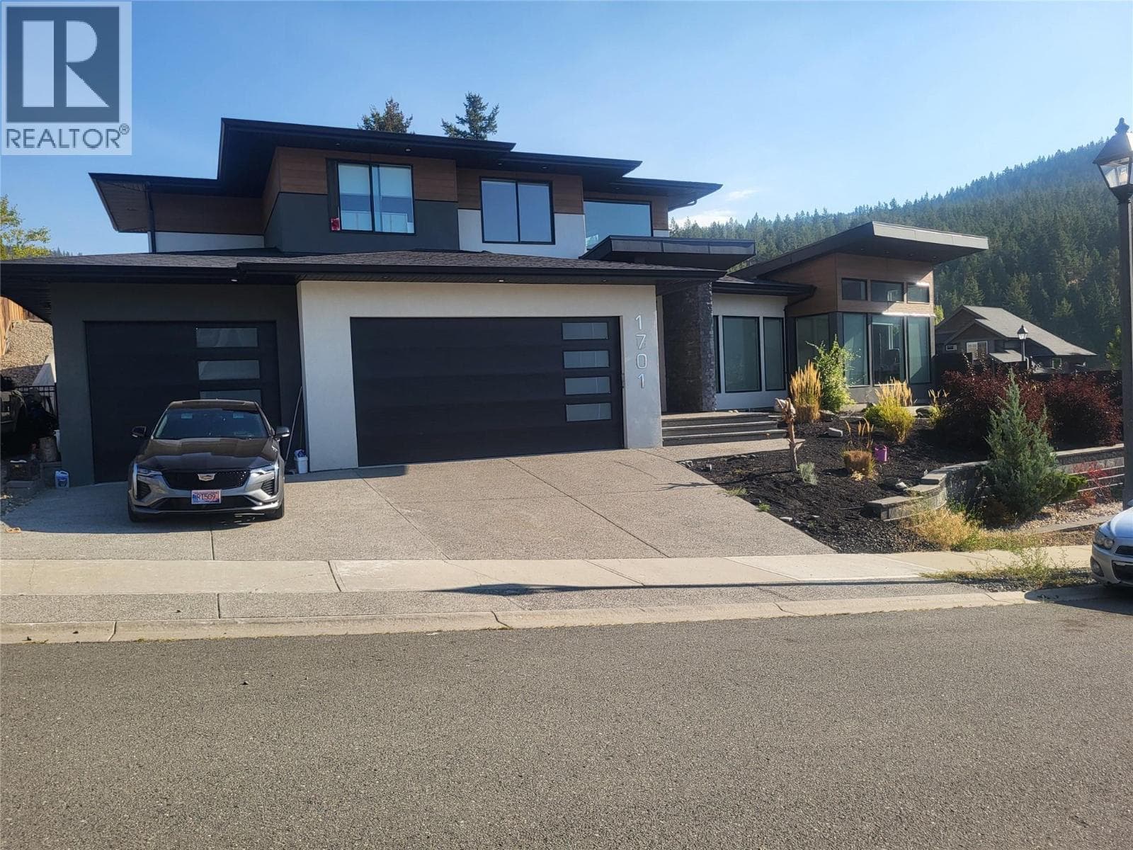 1701 BIRKENHEAD PLAZA in