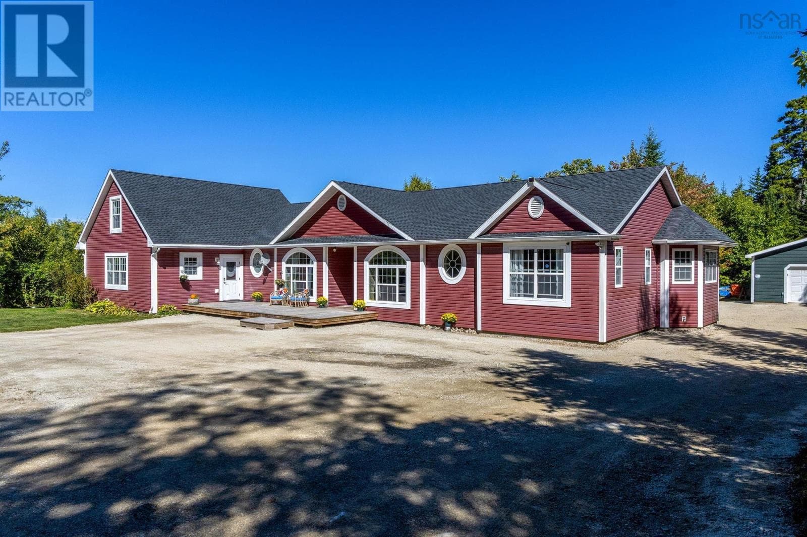 202 MILL LAKE ROAD in
