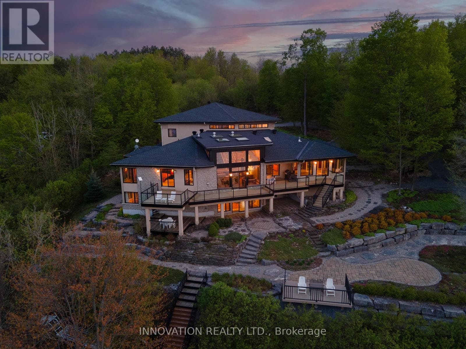 325 BERRY SIDE ROAD in DUNROBIN