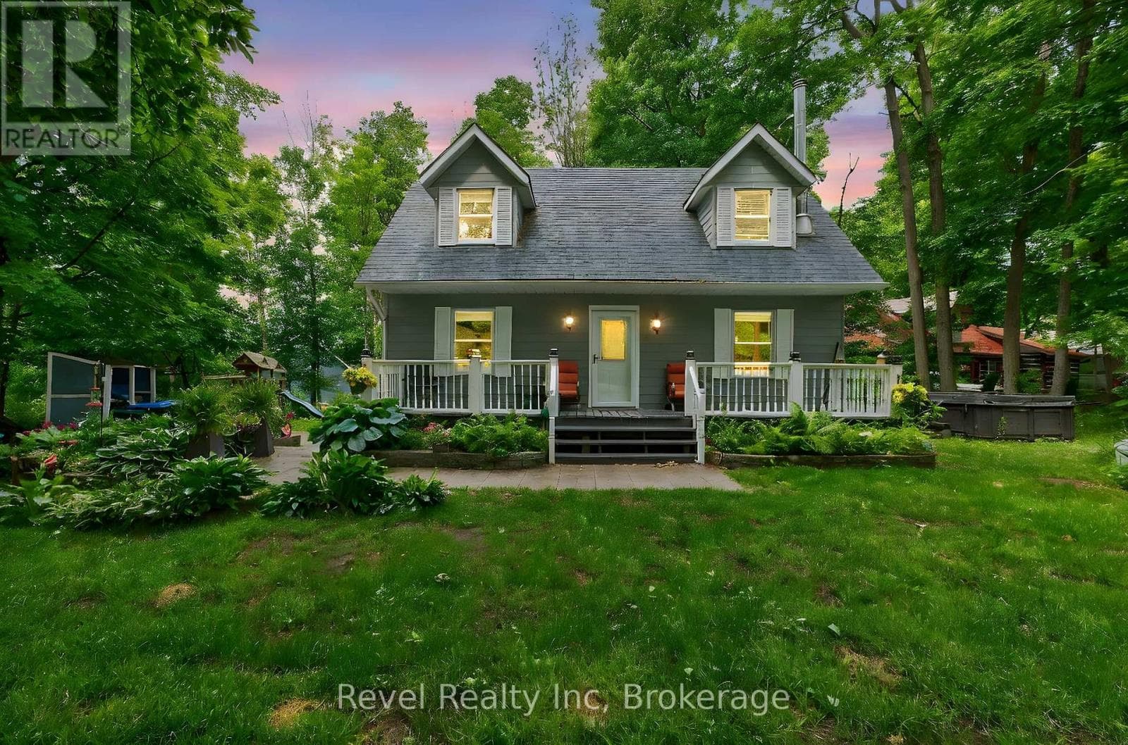 6 BAYSIDE ROAD in