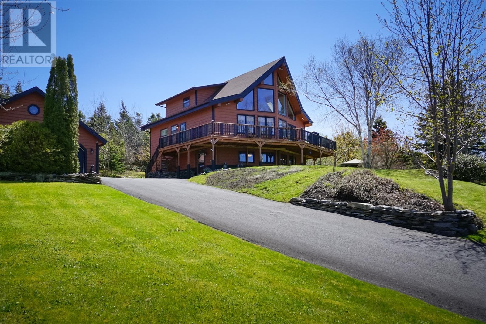27 BIG POND ROAD in