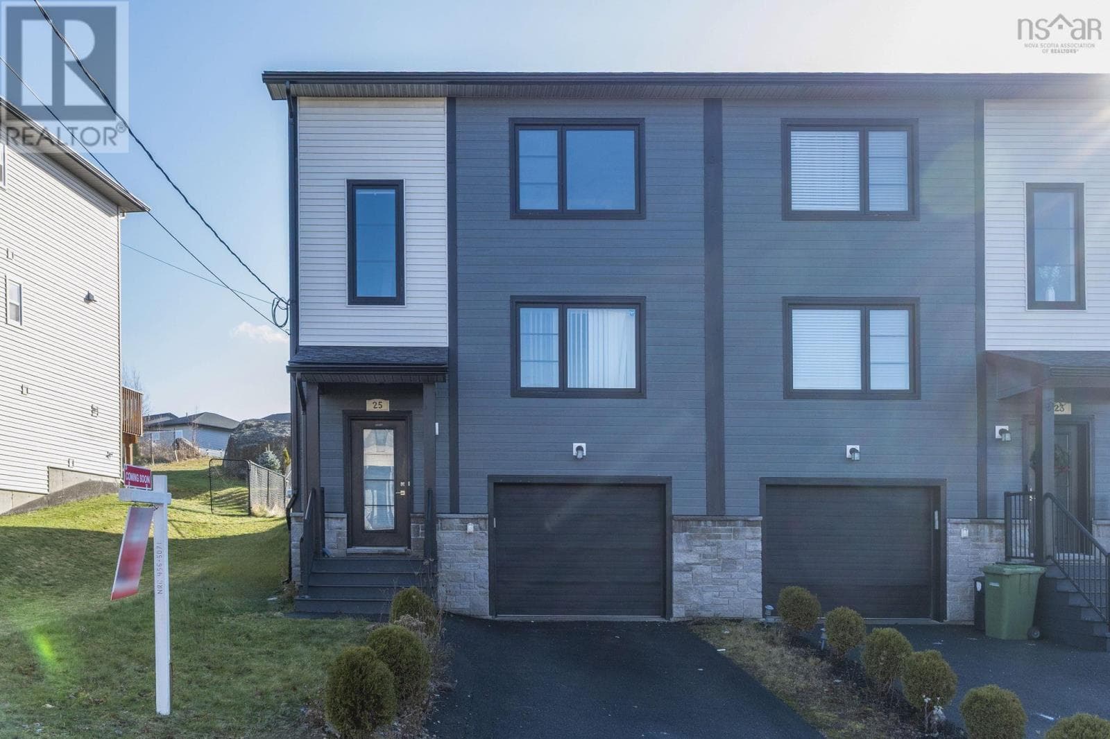 25 TITANIUM CRESCENT in HALIFAX