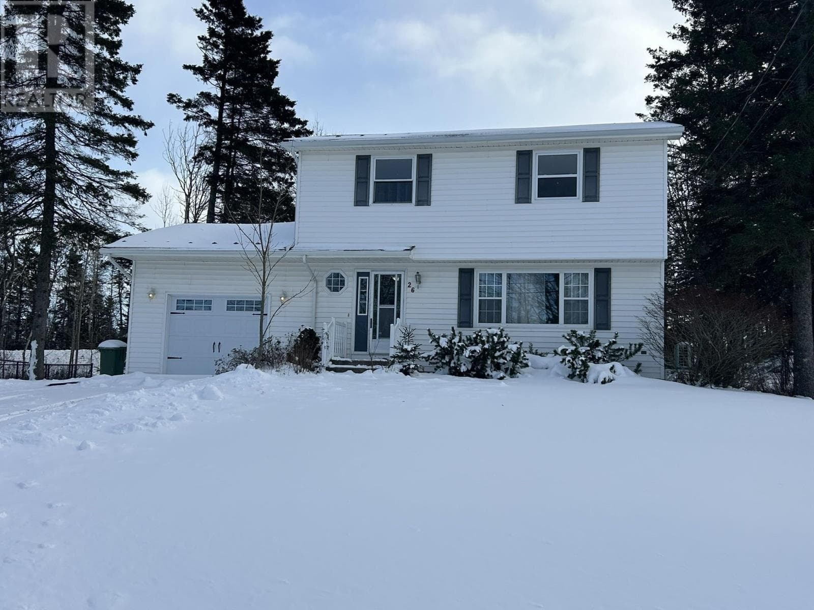 26 OAKWOOD DRIVE in
