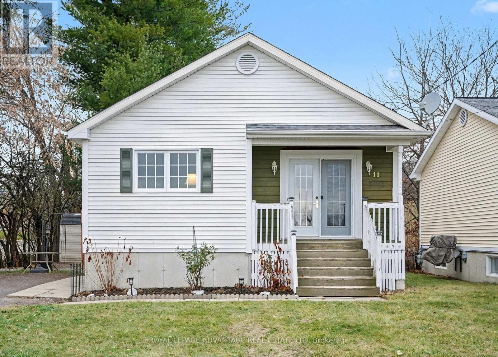 11 QUEEN STREET in