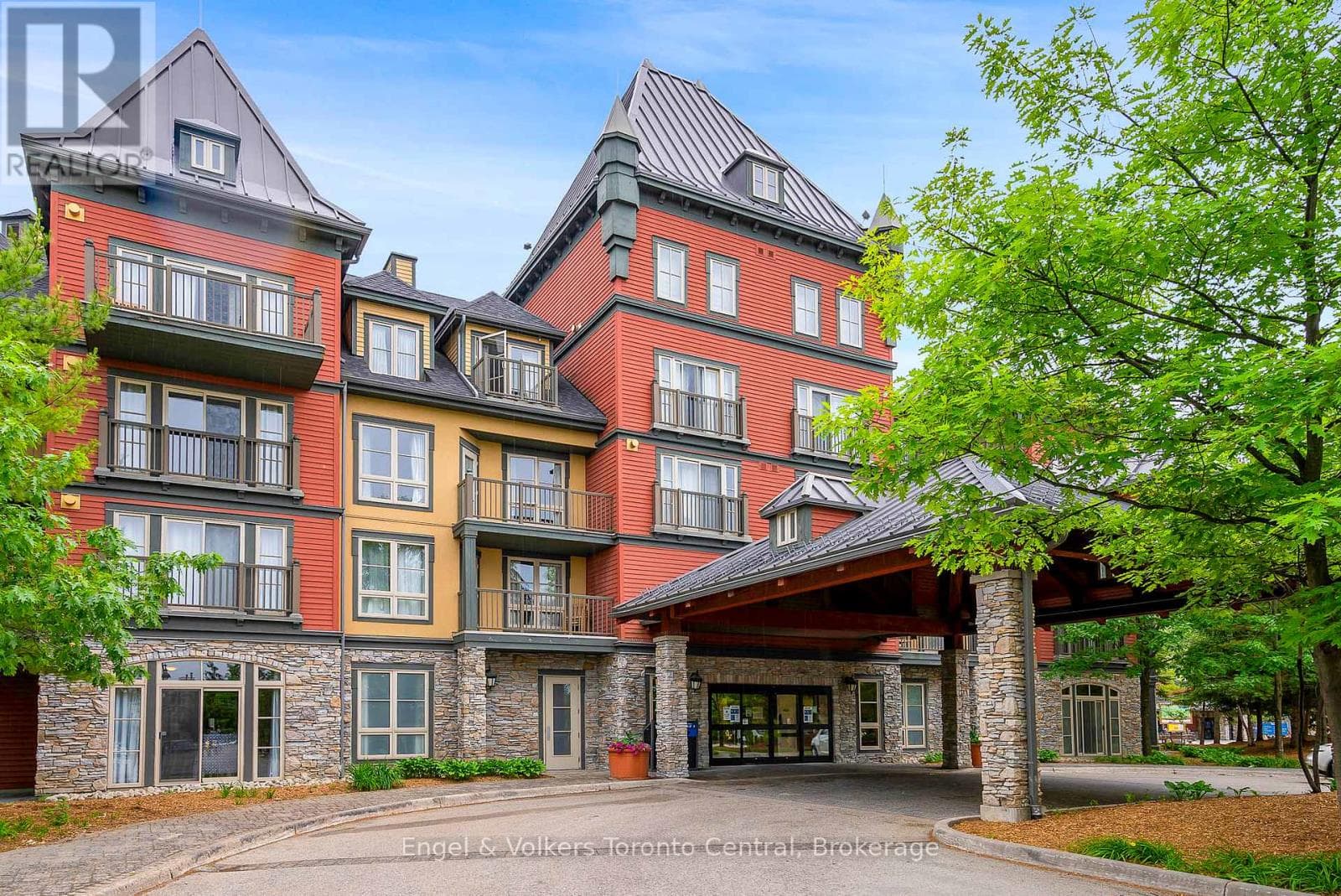 174 - 156 JOZO WEIDER BOULEVARD in