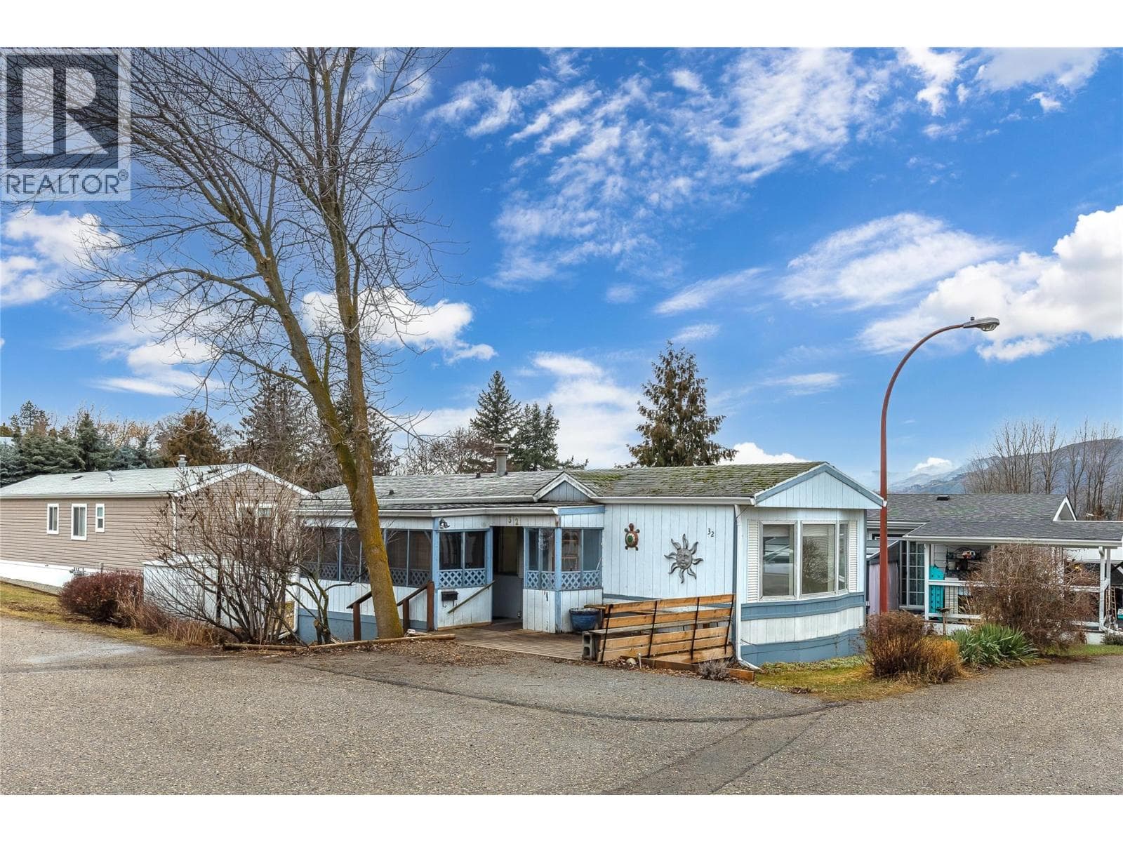 1600 43 Avenue Unit# 32 in