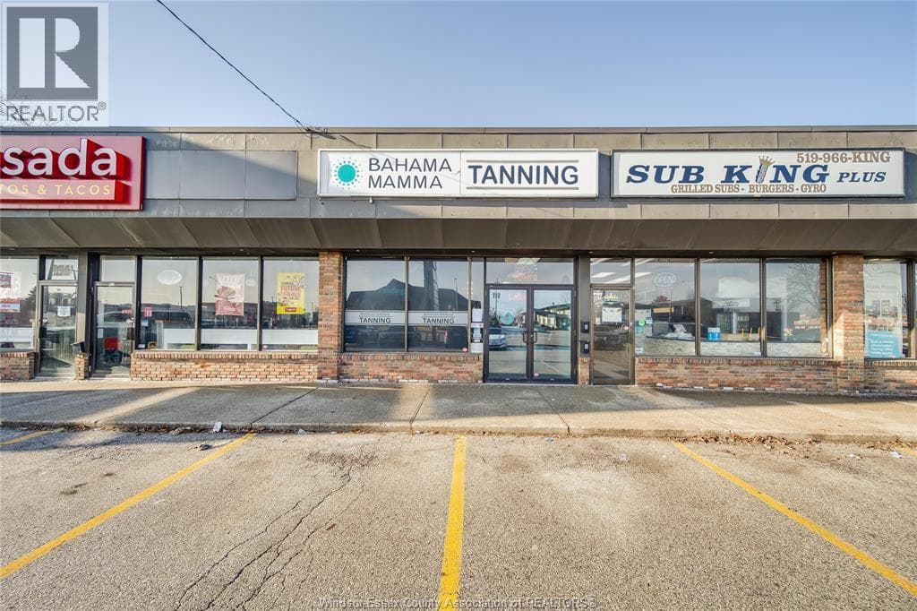 3041 DOUGALL AVENUE in South Windsor
