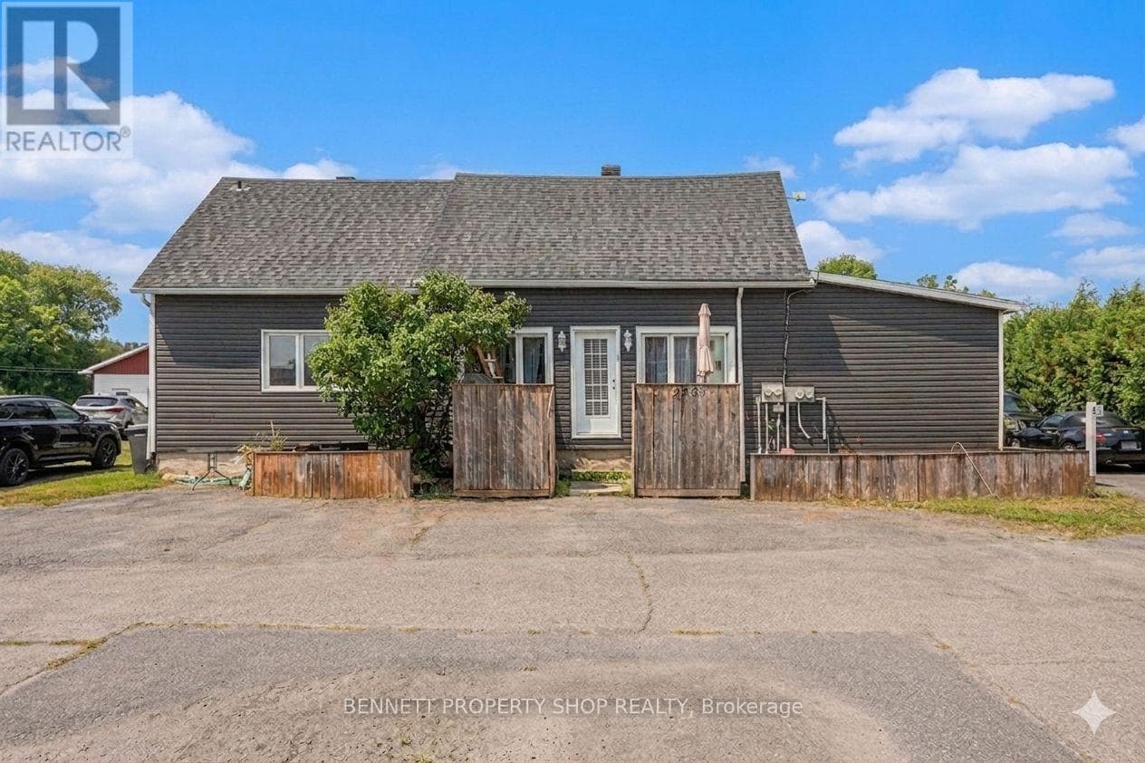 2489 DU LAC ROAD in