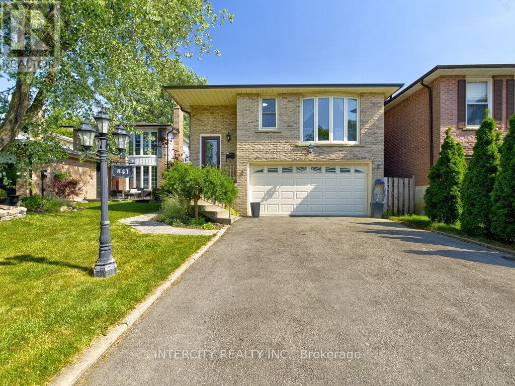 841 COULSON AVENUE in Timberlea