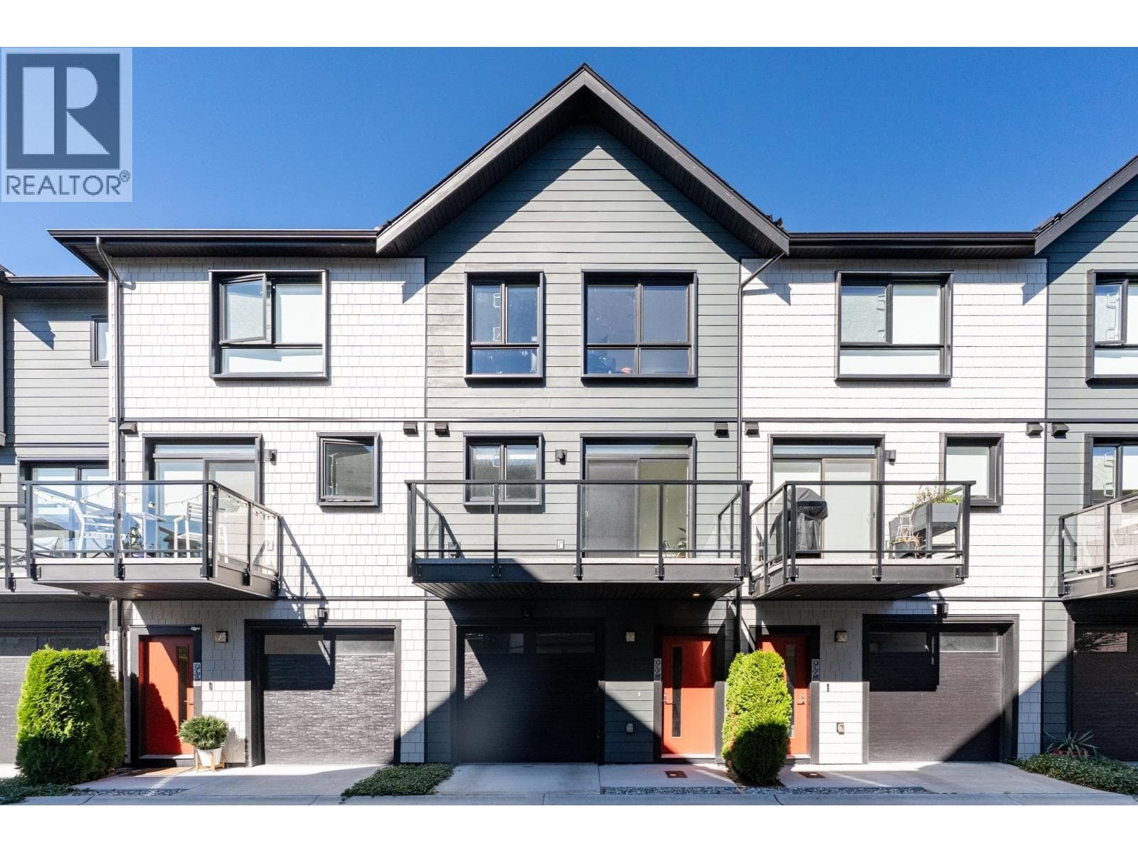 175 4738 HEMLOCK WAY in Tsawwassen
