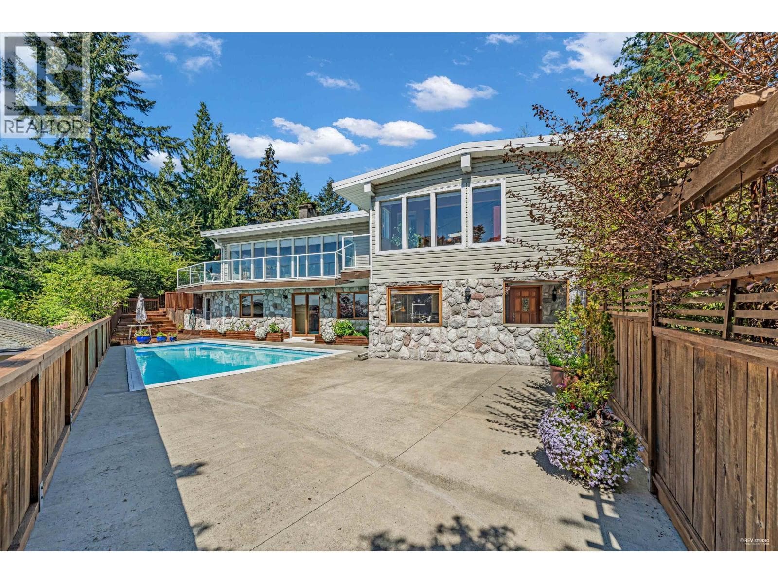 4323 VALENCIA AVENUE in North Lonsdale Delbrook