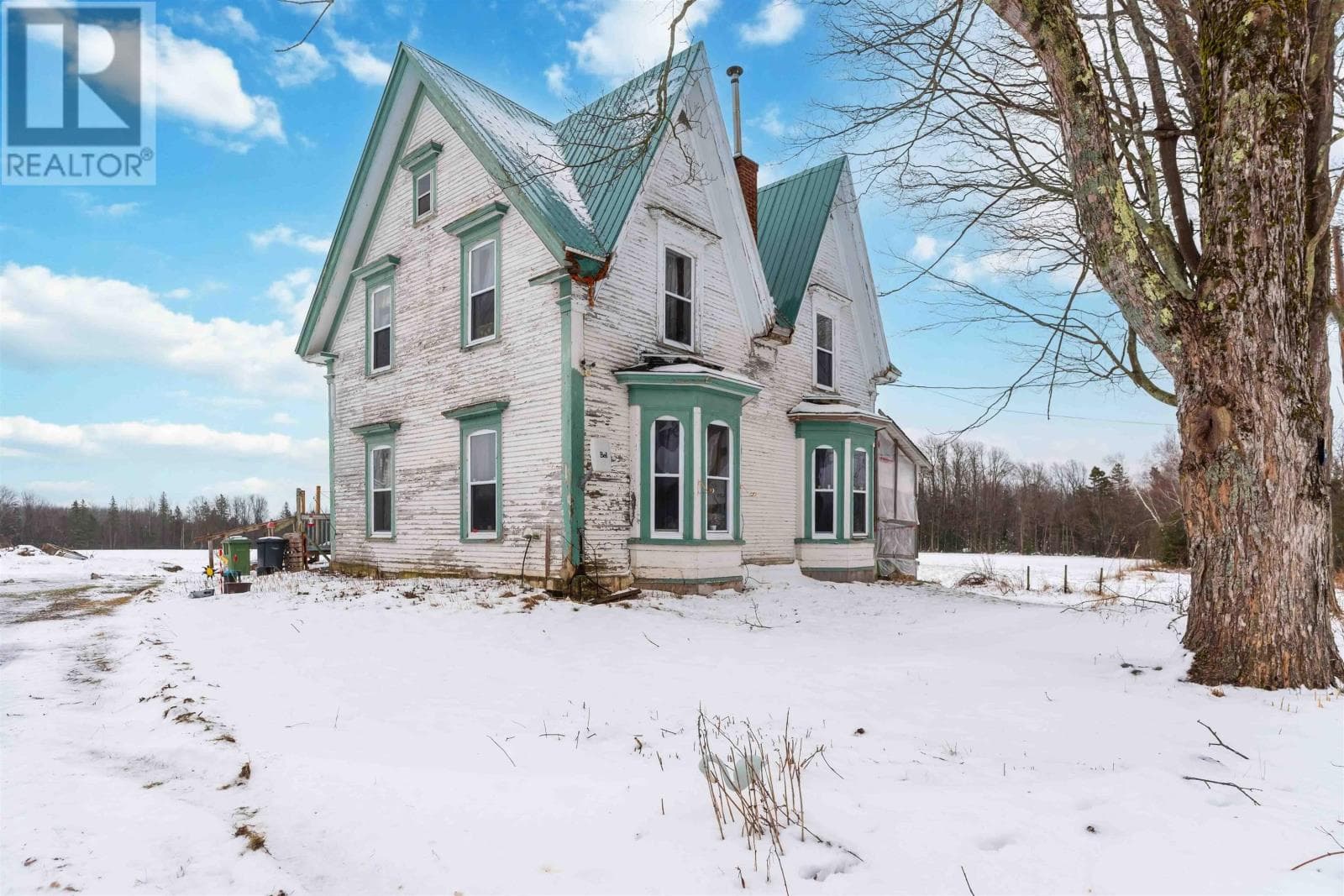 332 BALCOM ROAD in