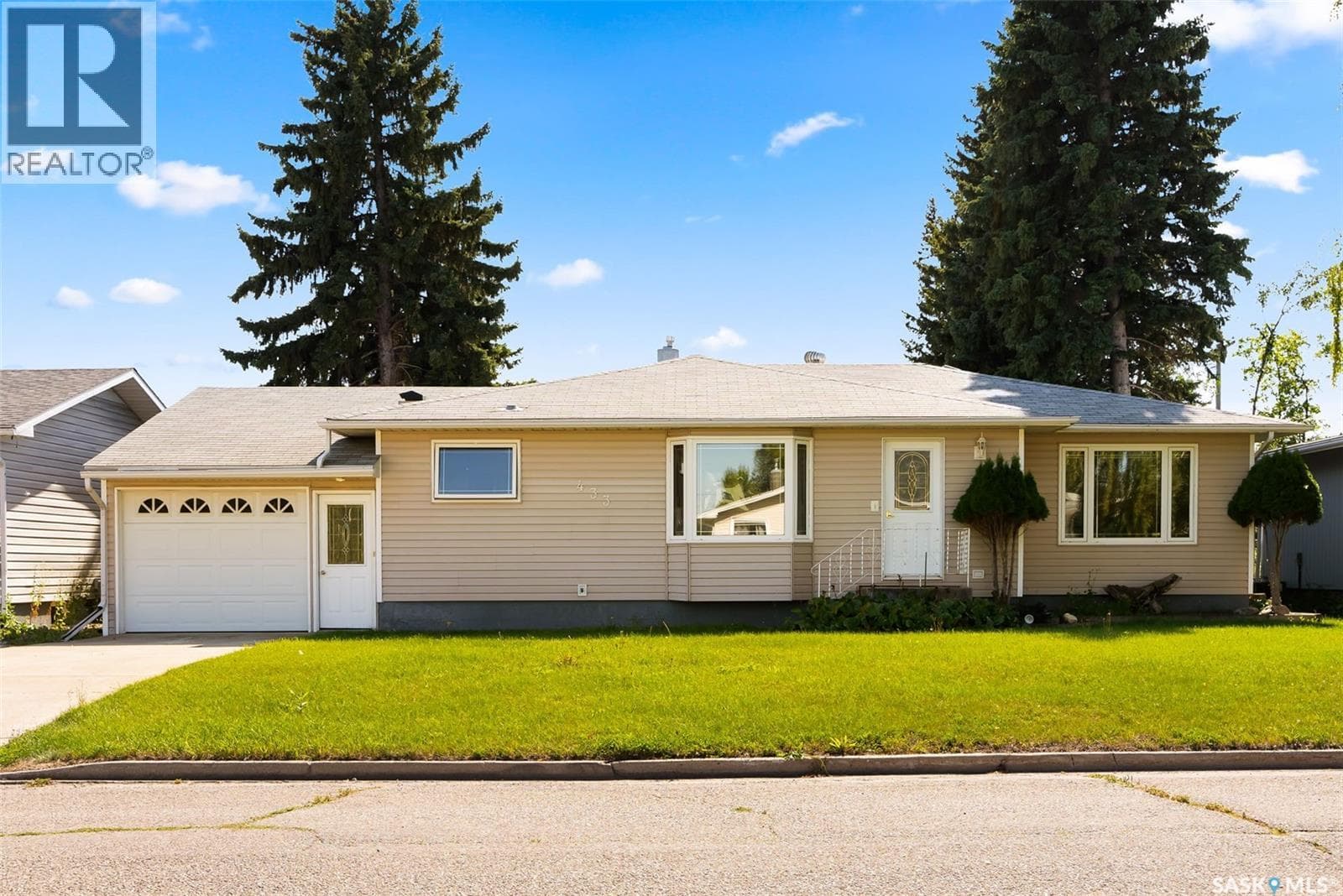 433 9th AVENUE W in
