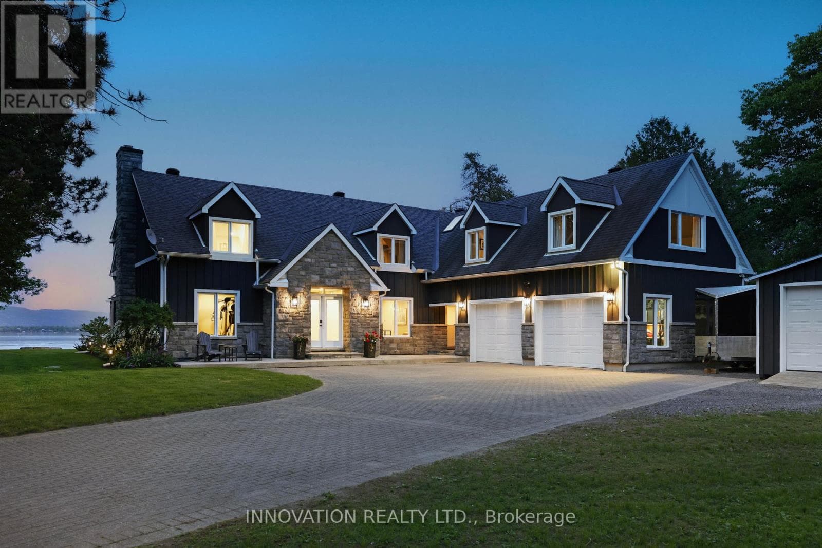 164 BAYVIEW DRIVE in CONSTANCE BAY