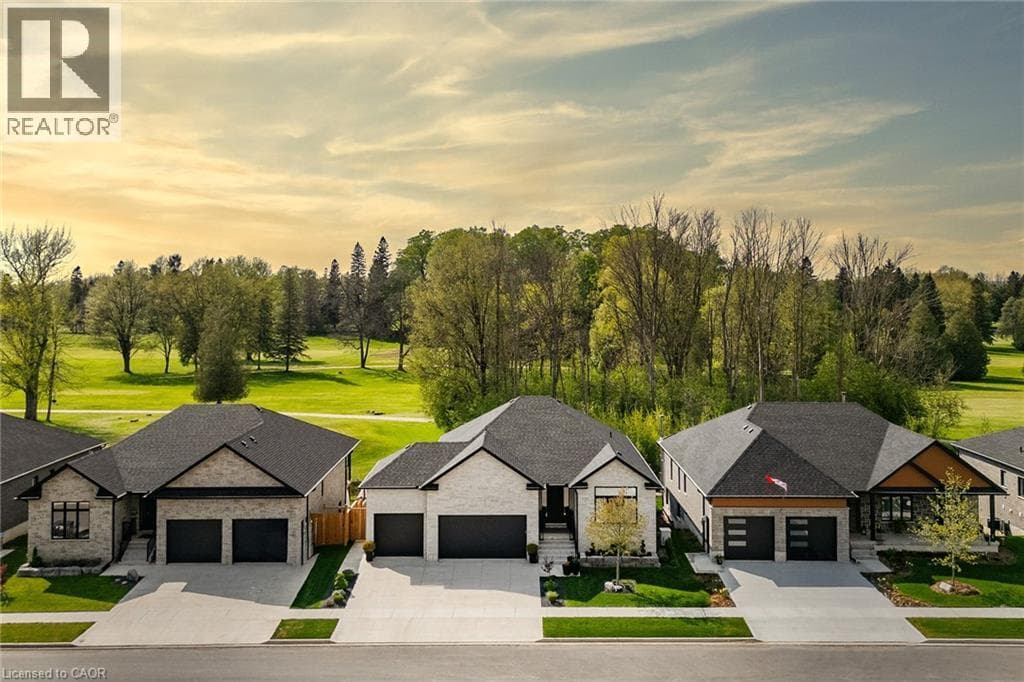 41 GILMER Crescent in