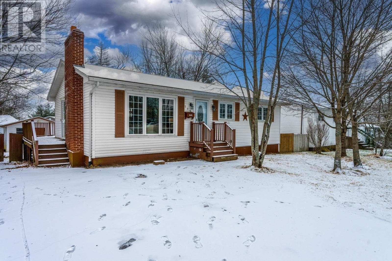 114 QUAKER CRESCENT in LOWER SACKVILLE