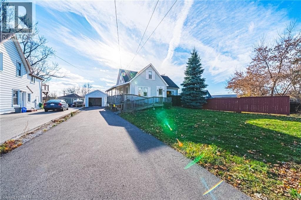 9037 AIRPORT ROAD WEST in 4100
