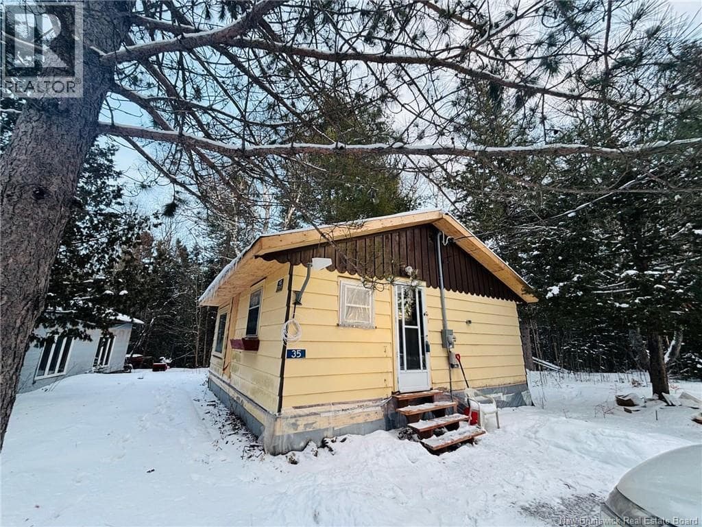 35 PLEASANT STREET in
