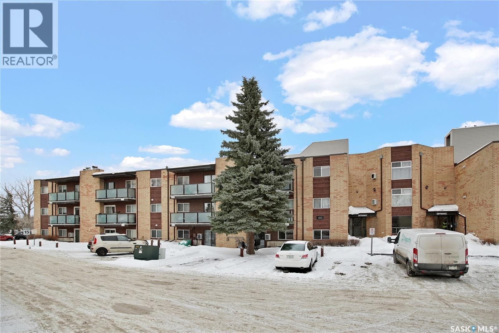 107 411 Tait COURT in Wildwood