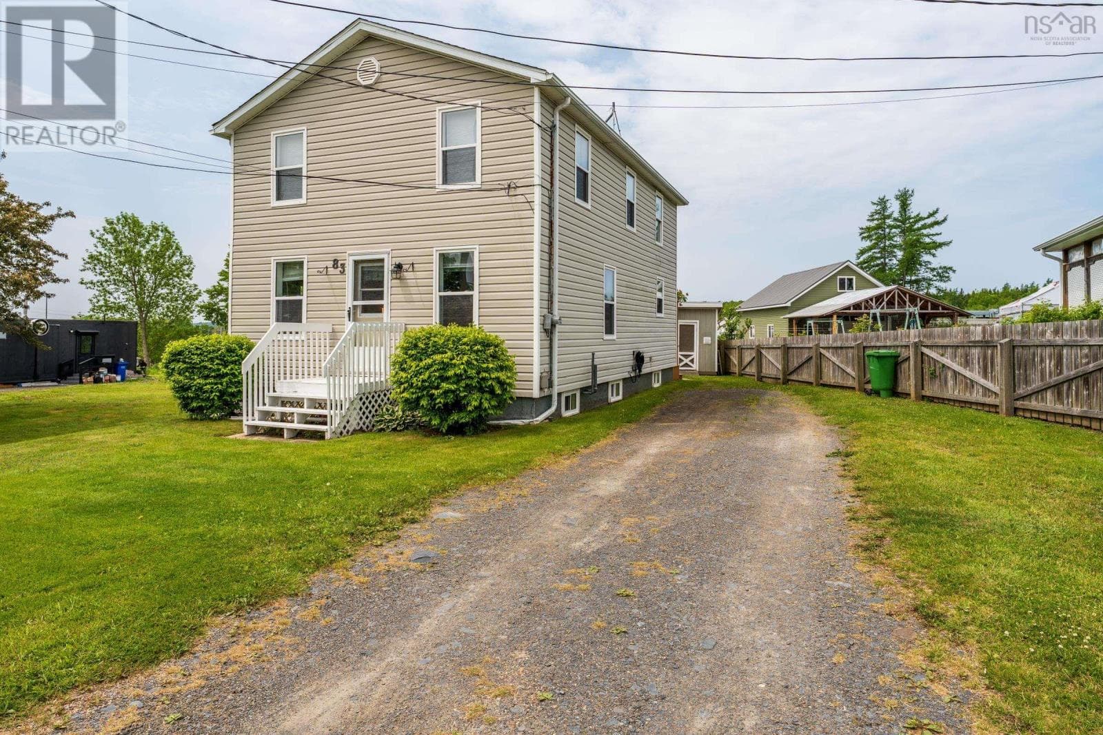 83 VICTORIA STREET in
