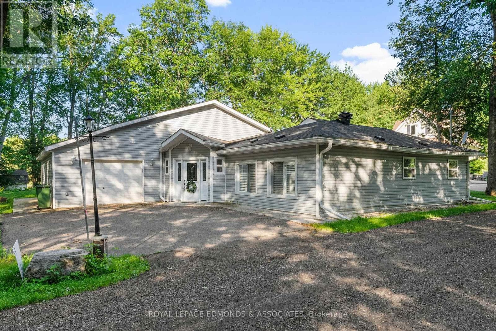 731 FRANCIE LANE in