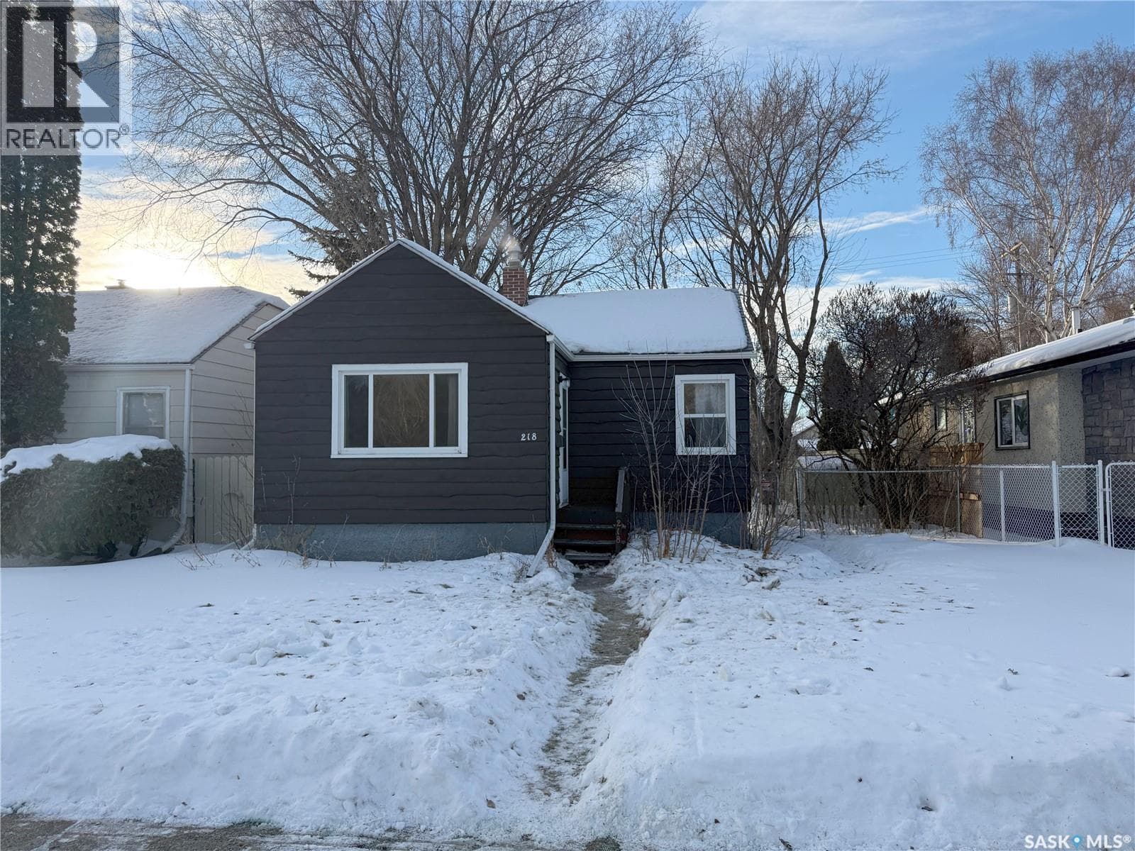 218 HILLIARD STREET EAST in