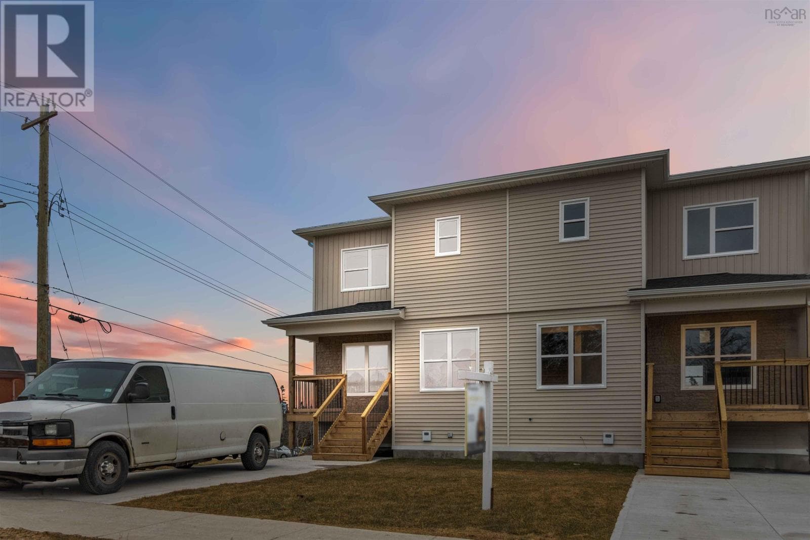 4 Berm Street in HALIFAX