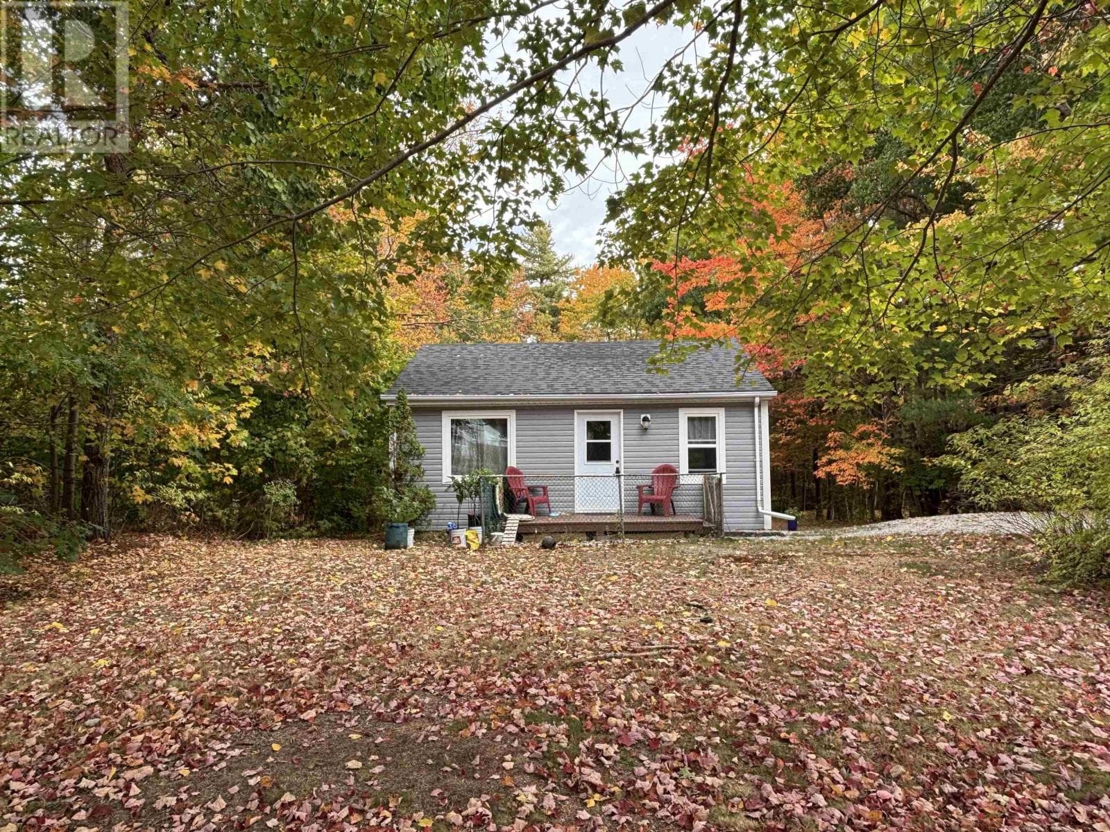 498 UPPER BRANCH ROAD in