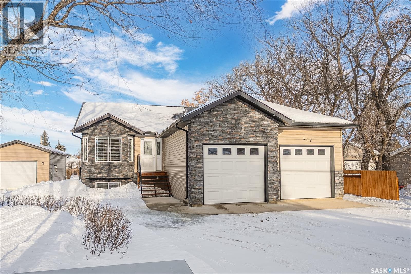 312 2ND AVENUE SOUTH in