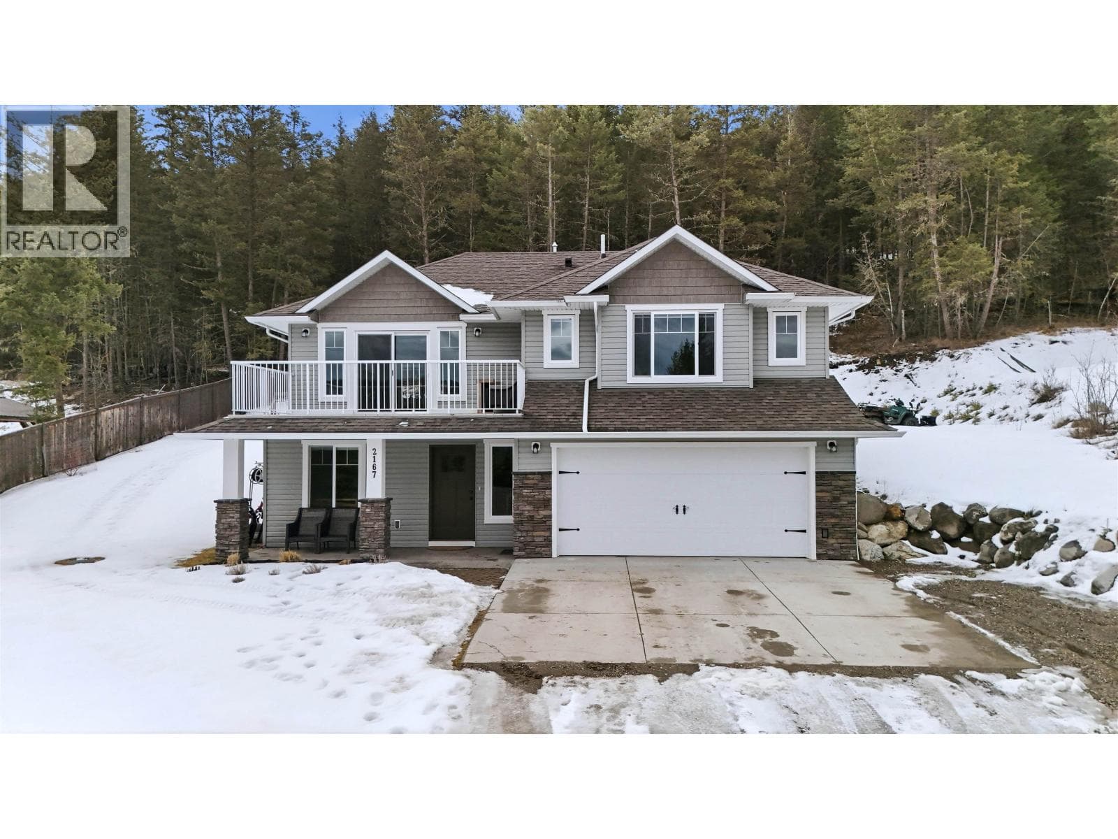 2167 BLUFF VIEW DRIVE in