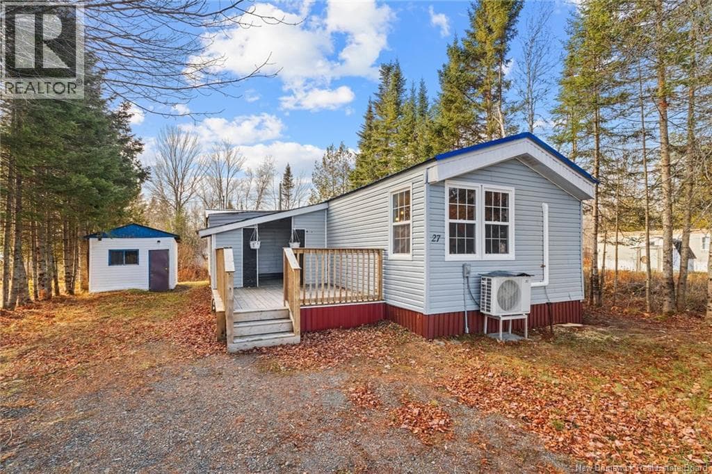 27 GARDEN GROVE STREET in
