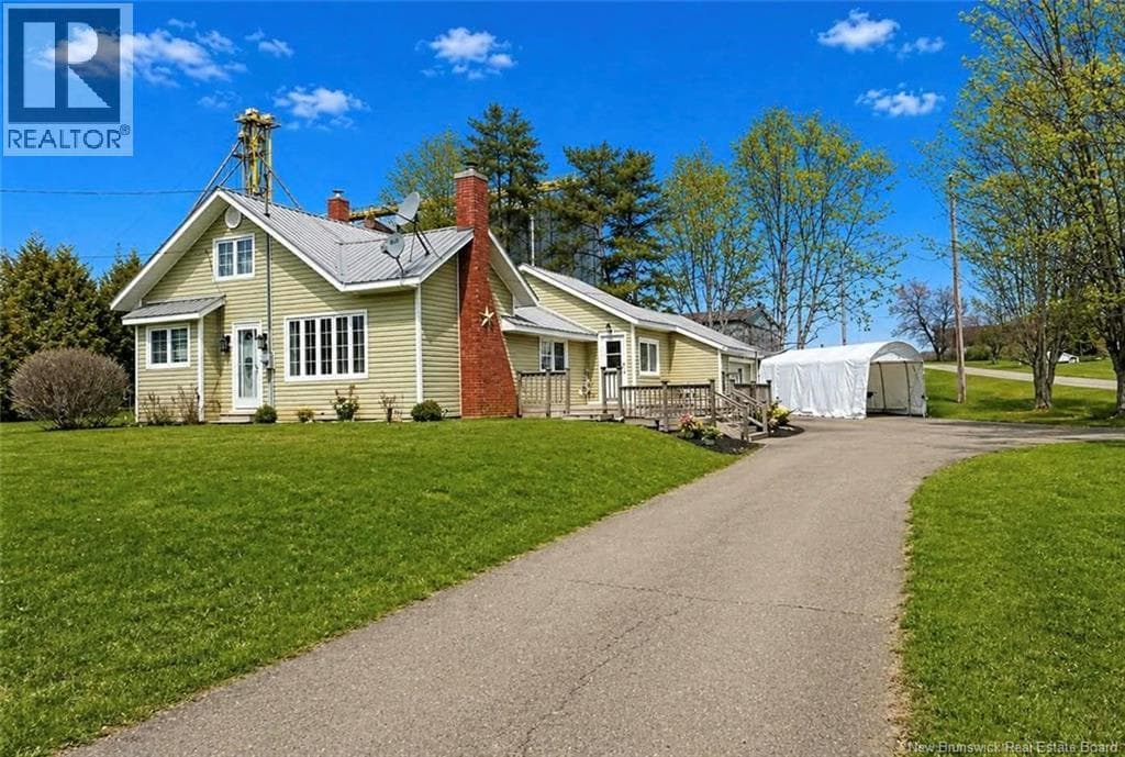 834 CENTRAL STREET in