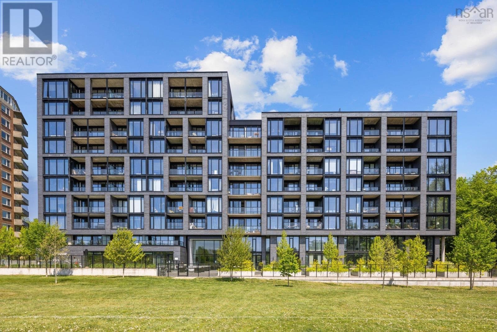 618 1048 Wellington Street in HALIFAX