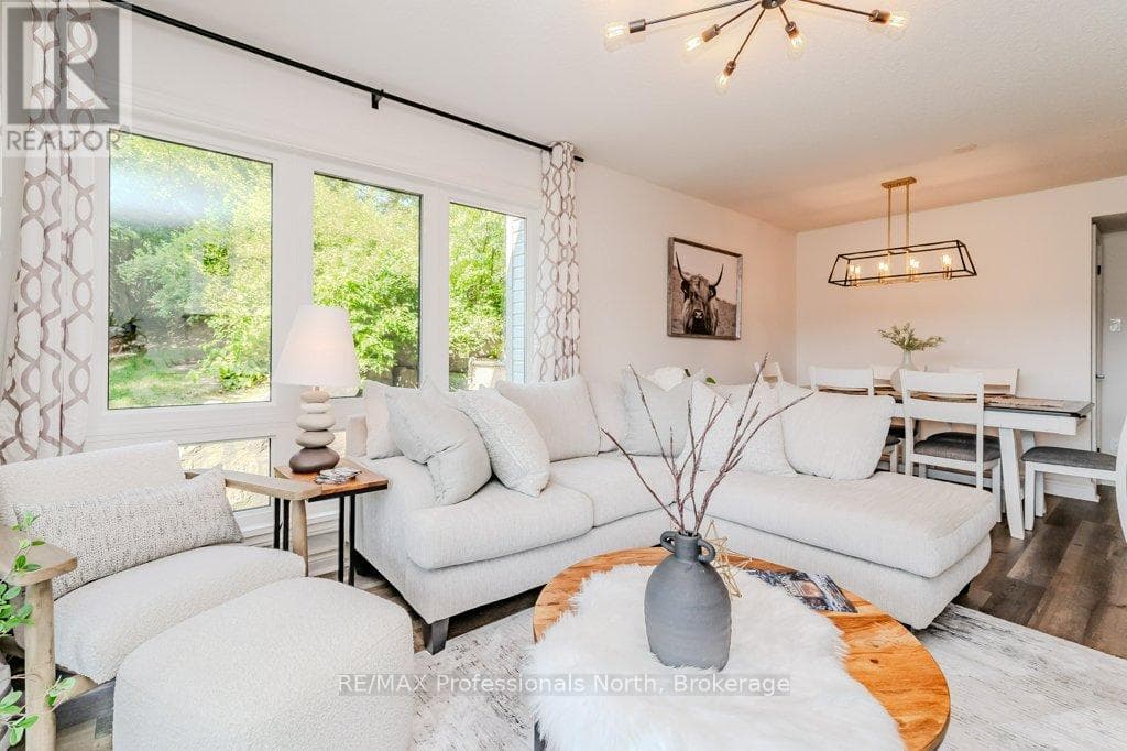 33-105 - 1235 DEERHURST DRIVE in