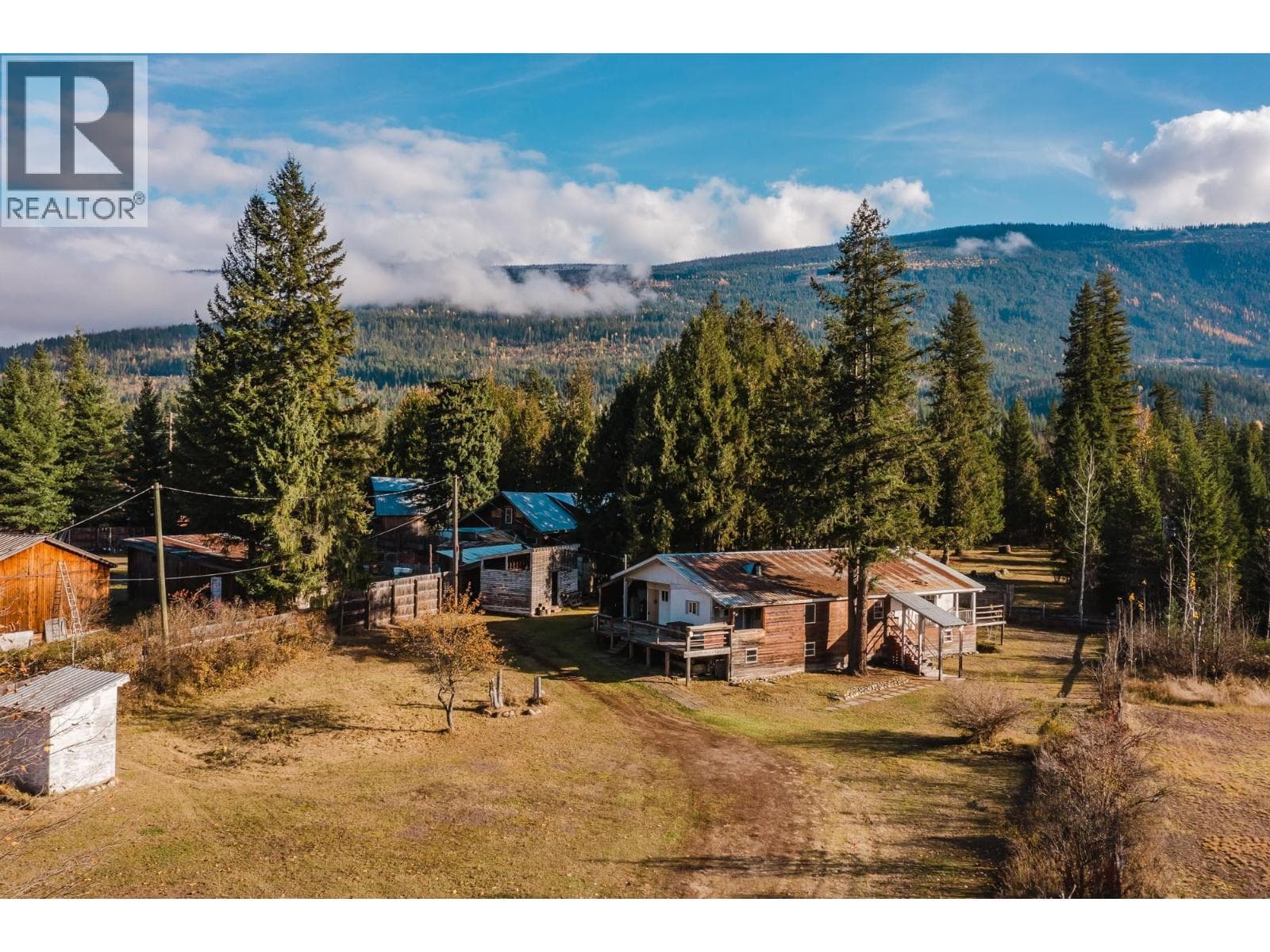 3974 MALAKWA STATION ROAD in
