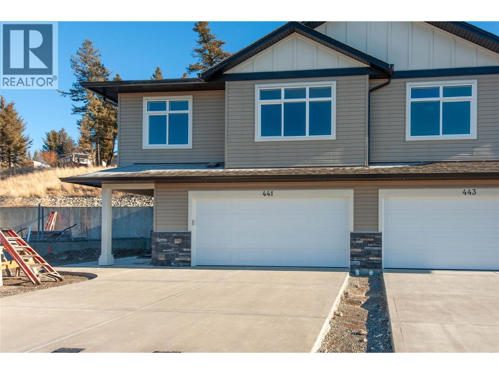 439 Poplar Drive in