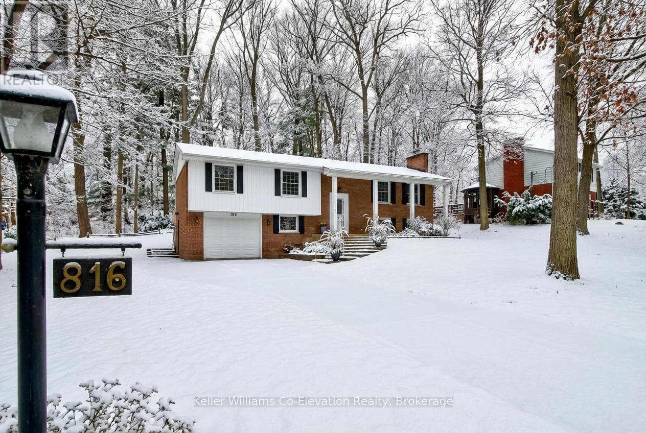 816 PORTAGE PARK LANE in