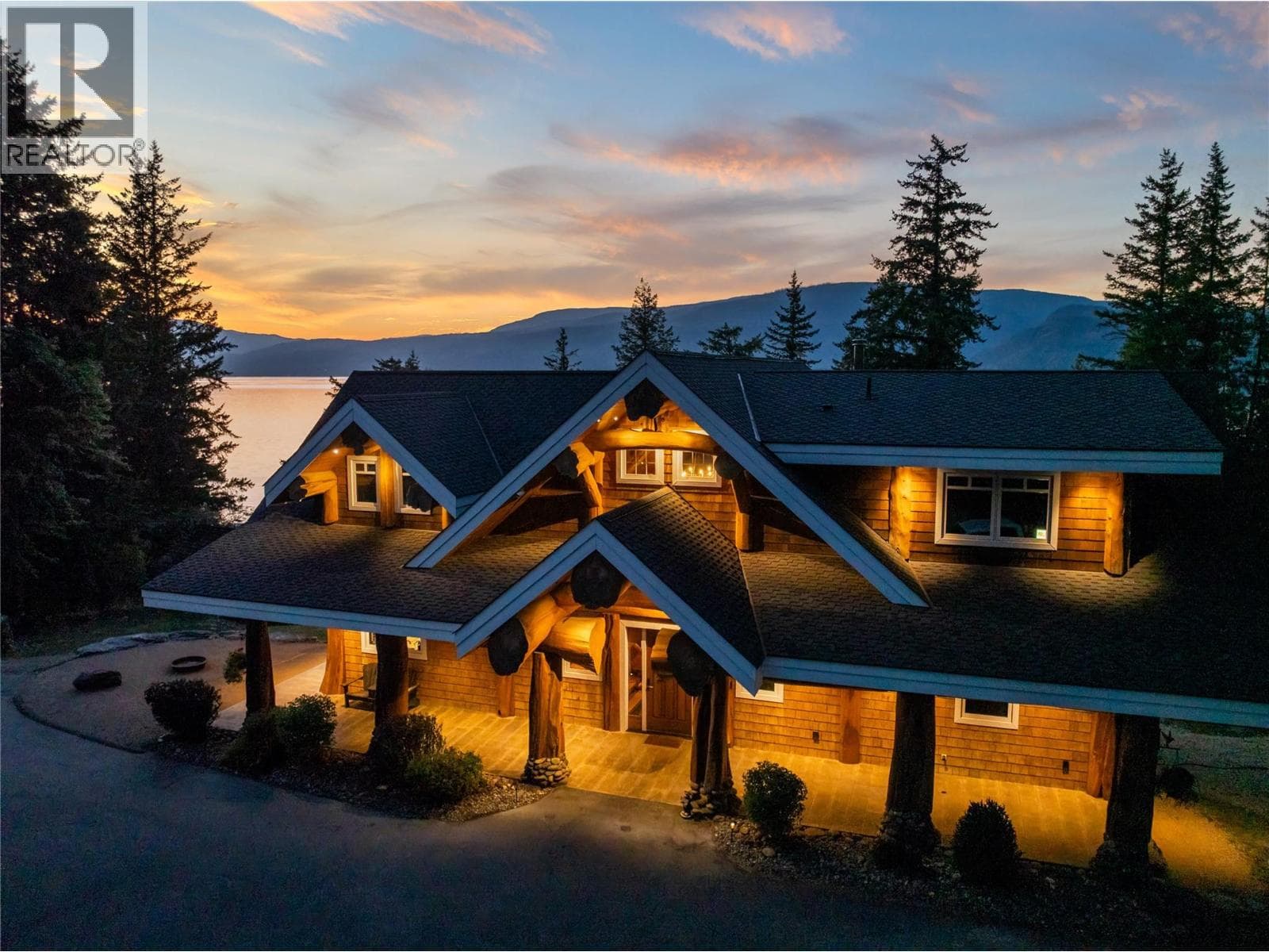 1897 BLIND BAIE ROAD in