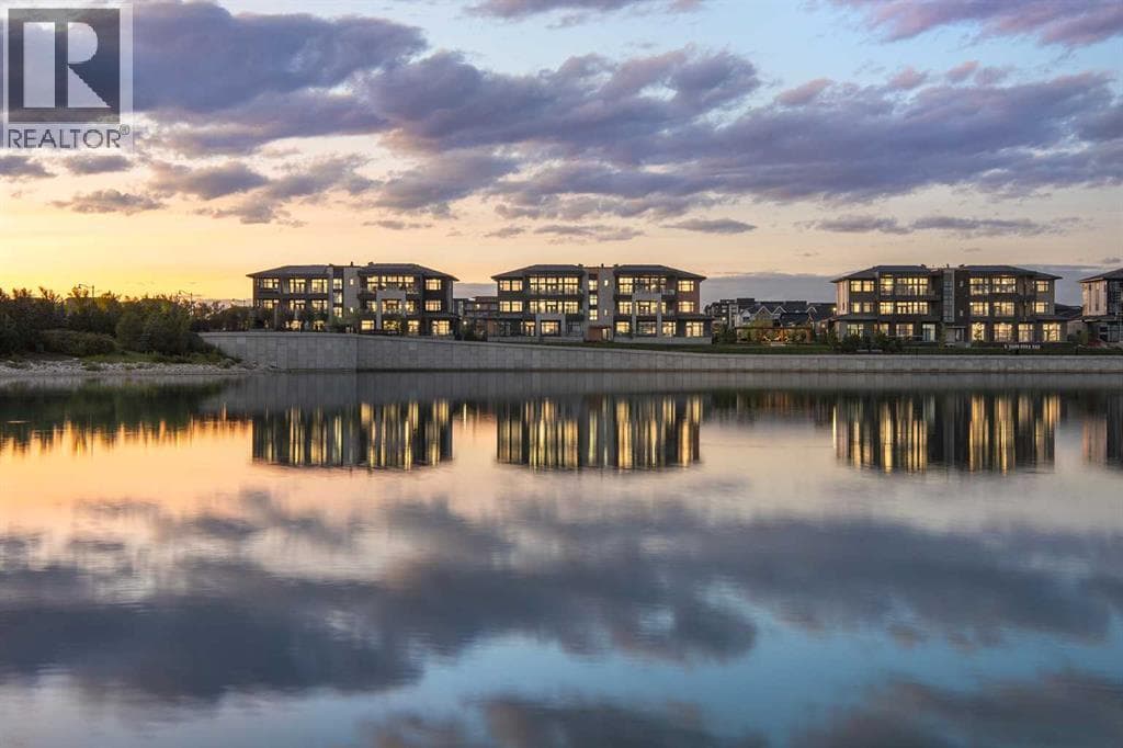 202, 140 Marina Cove SE in MAHOGANY