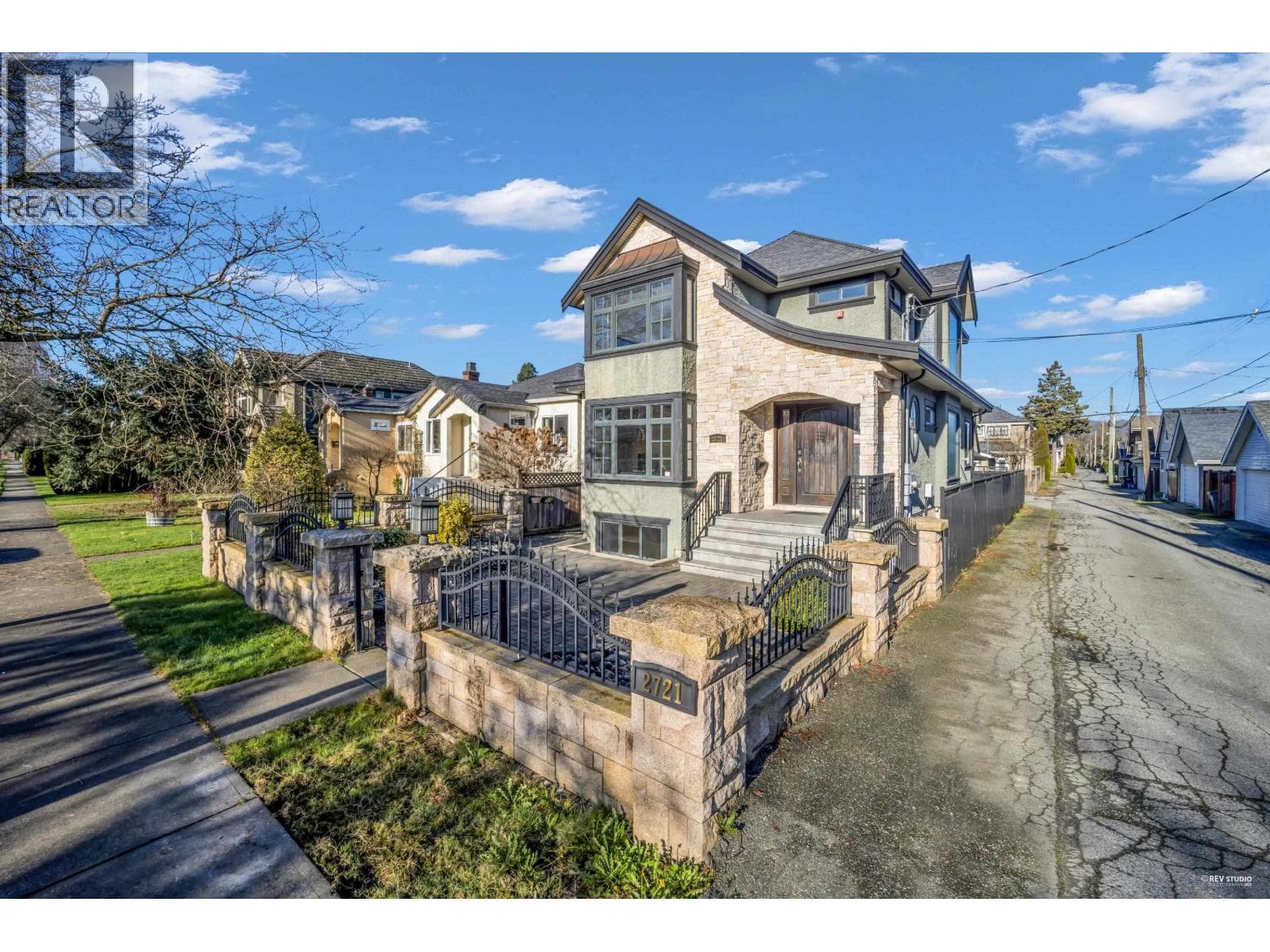 2721 WEST 21 AVENUE in Arbutus Ridge