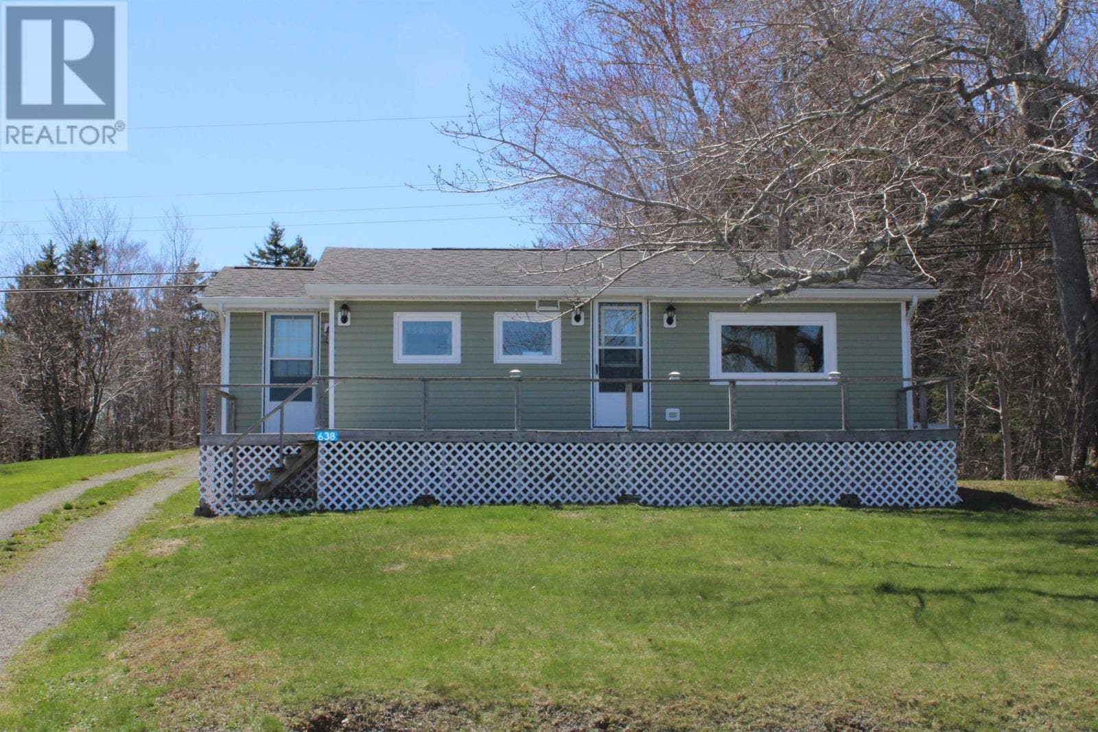 638 FRENCH ROAD in